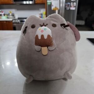NEW PUSHEEN Plush with Ice Cream